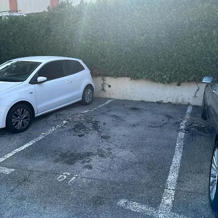 2 Pieces Avc Piscine Villeneuve-Loubet