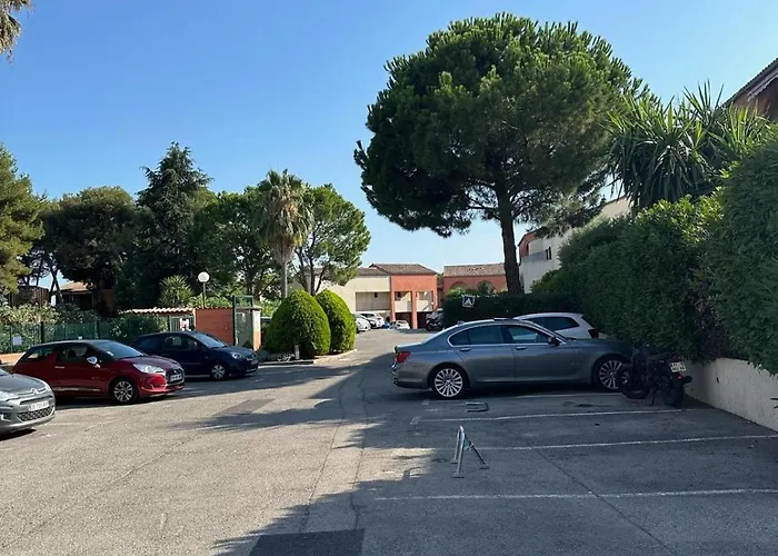 2 Pieces Avc Piscine * Villeneuve-Loubet